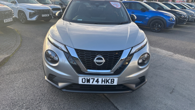 Nissan Juke 1.0 DiG-T N-Connecta 5dr Petrol Hatchback